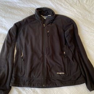Patagonia light weight fleece jacket size large